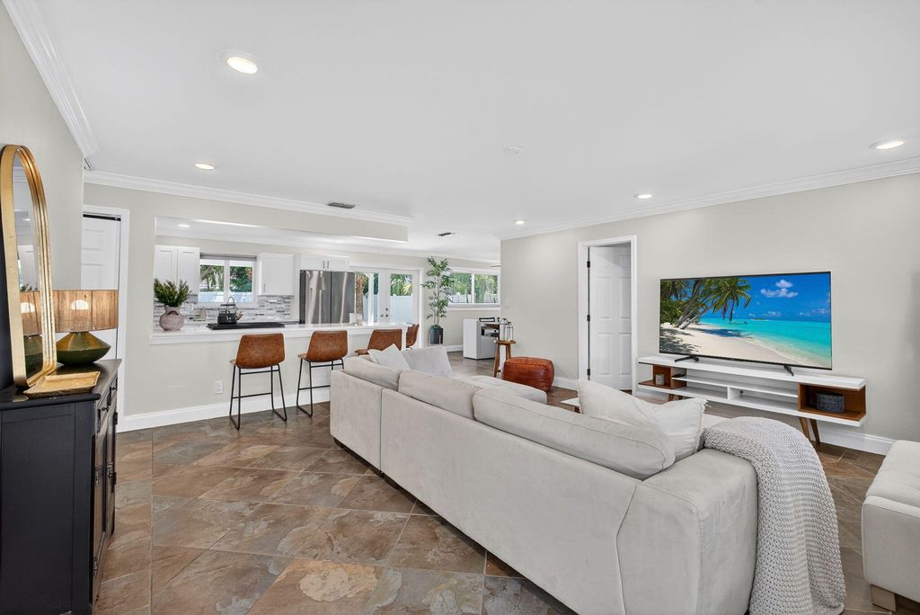 Photo of 342 Azalea Street, Palm Beach Gardens, FL 33410 (MLS # R11106350)