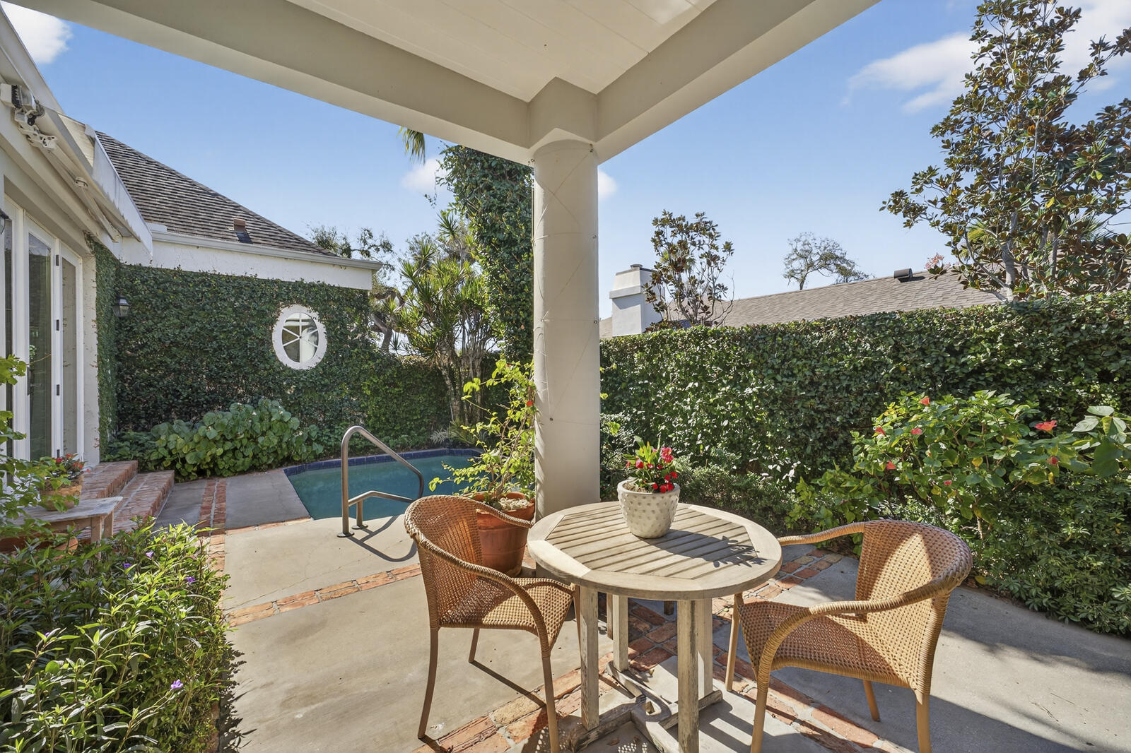 Charleston Square - Residential