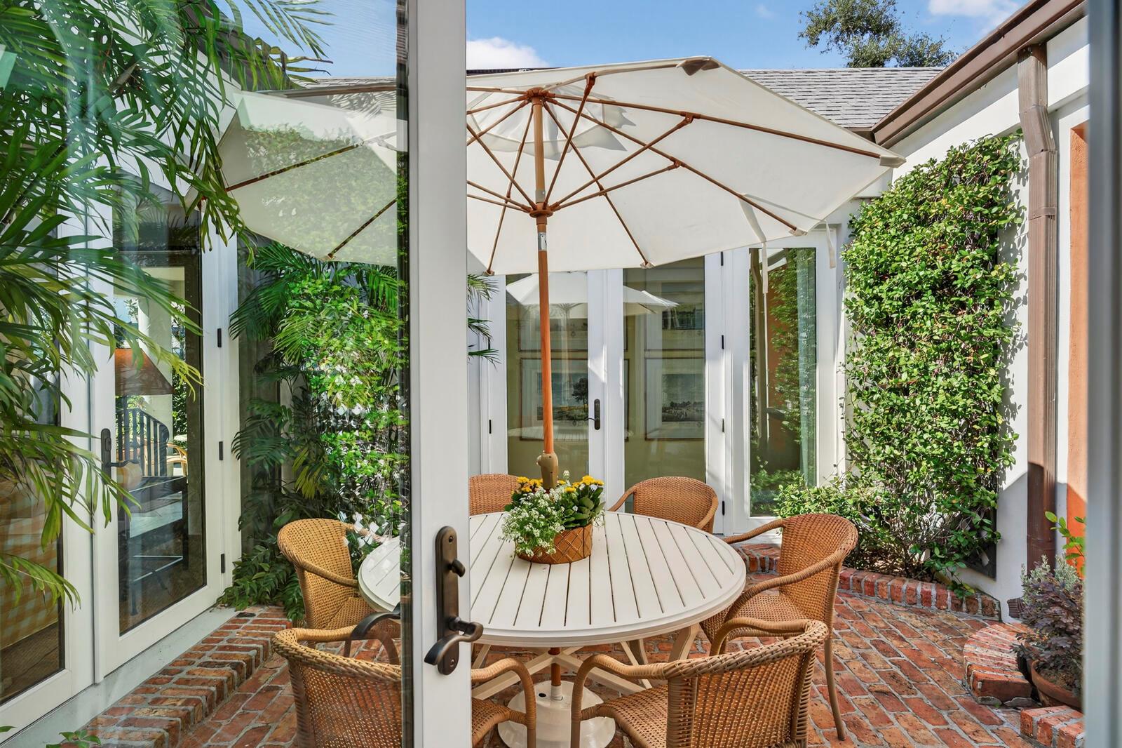 Charleston Square - Residential