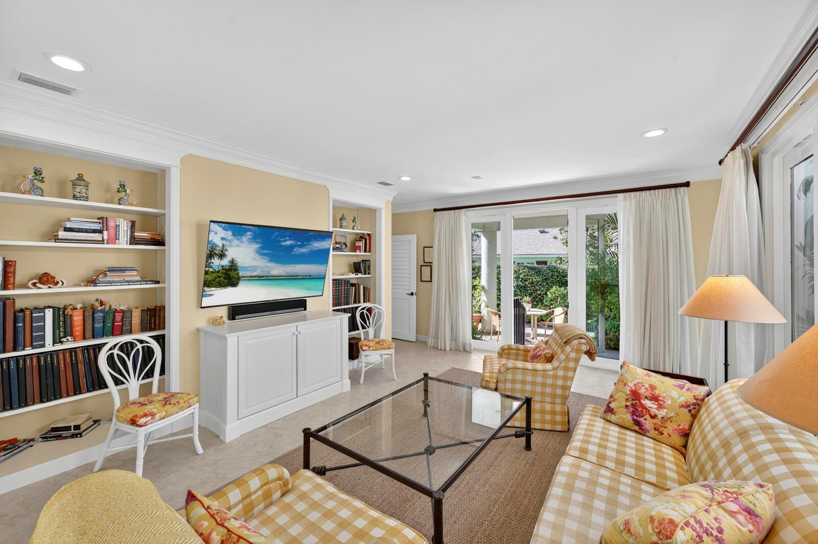 Charleston Square - Residential