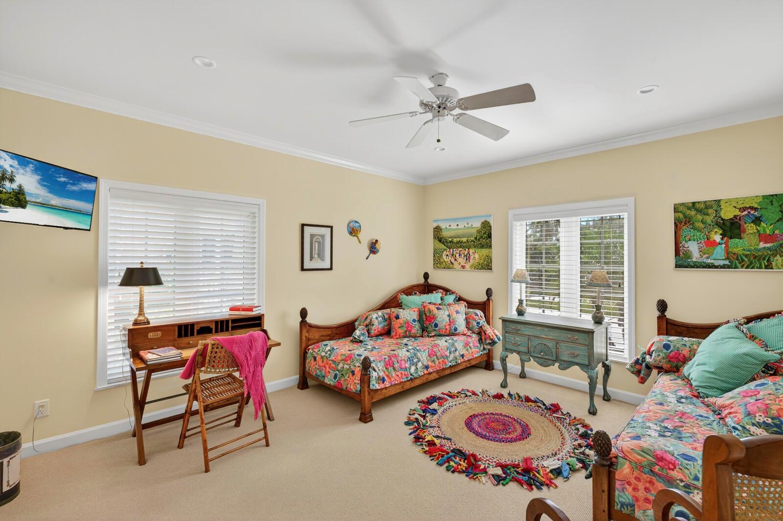 Charleston Square - Residential