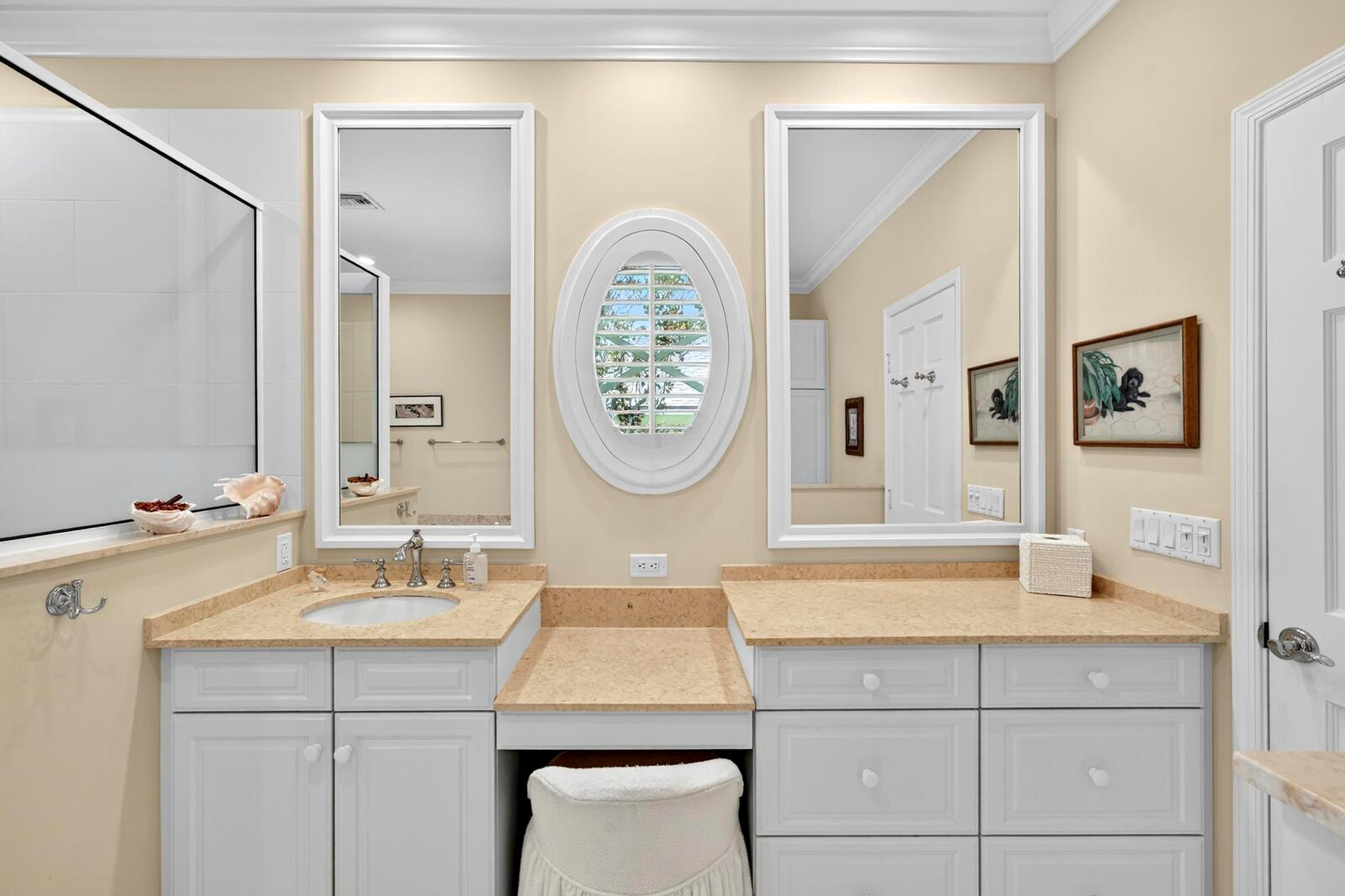 Charleston Square - Residential