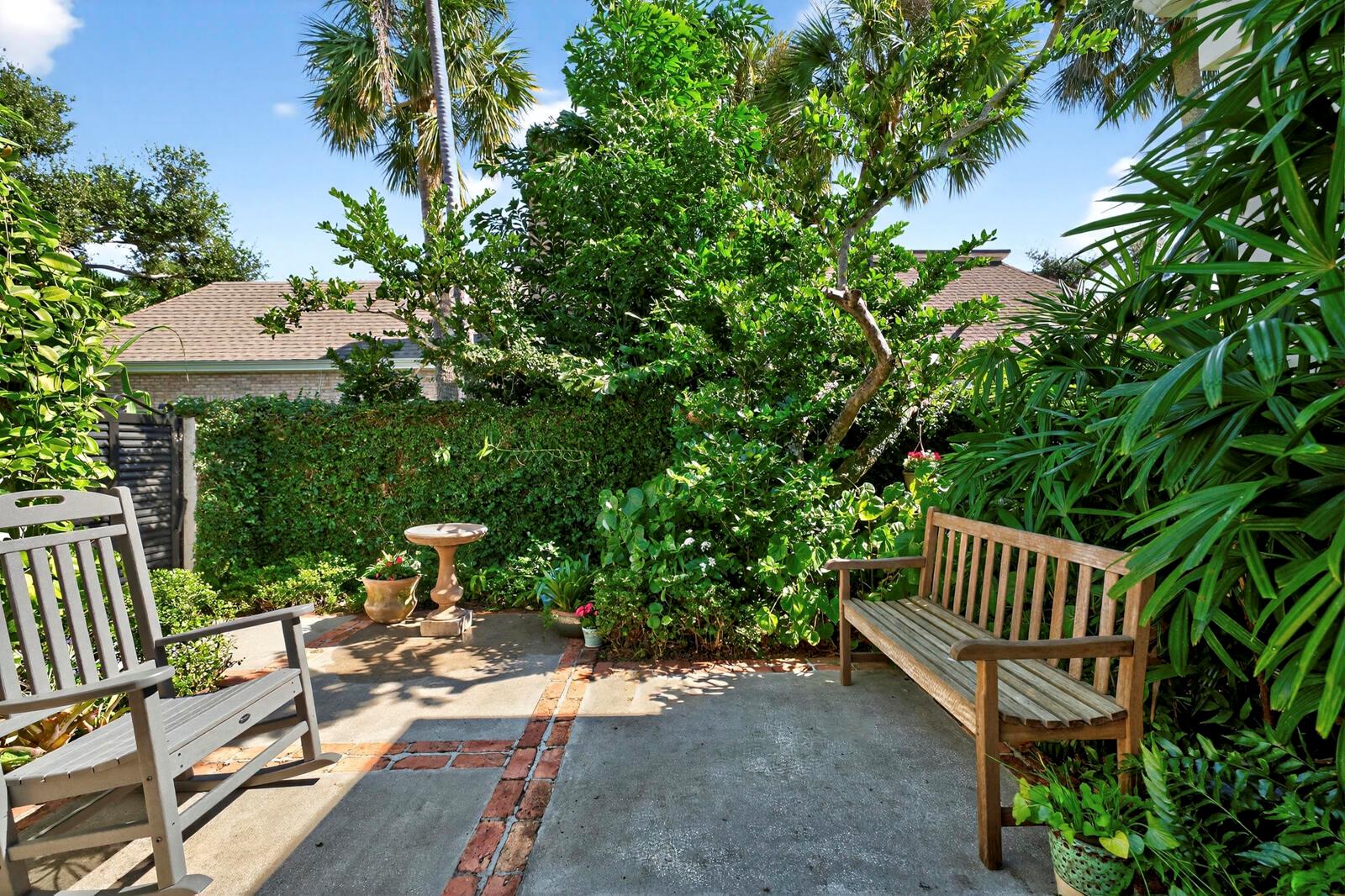 Charleston Square - Residential