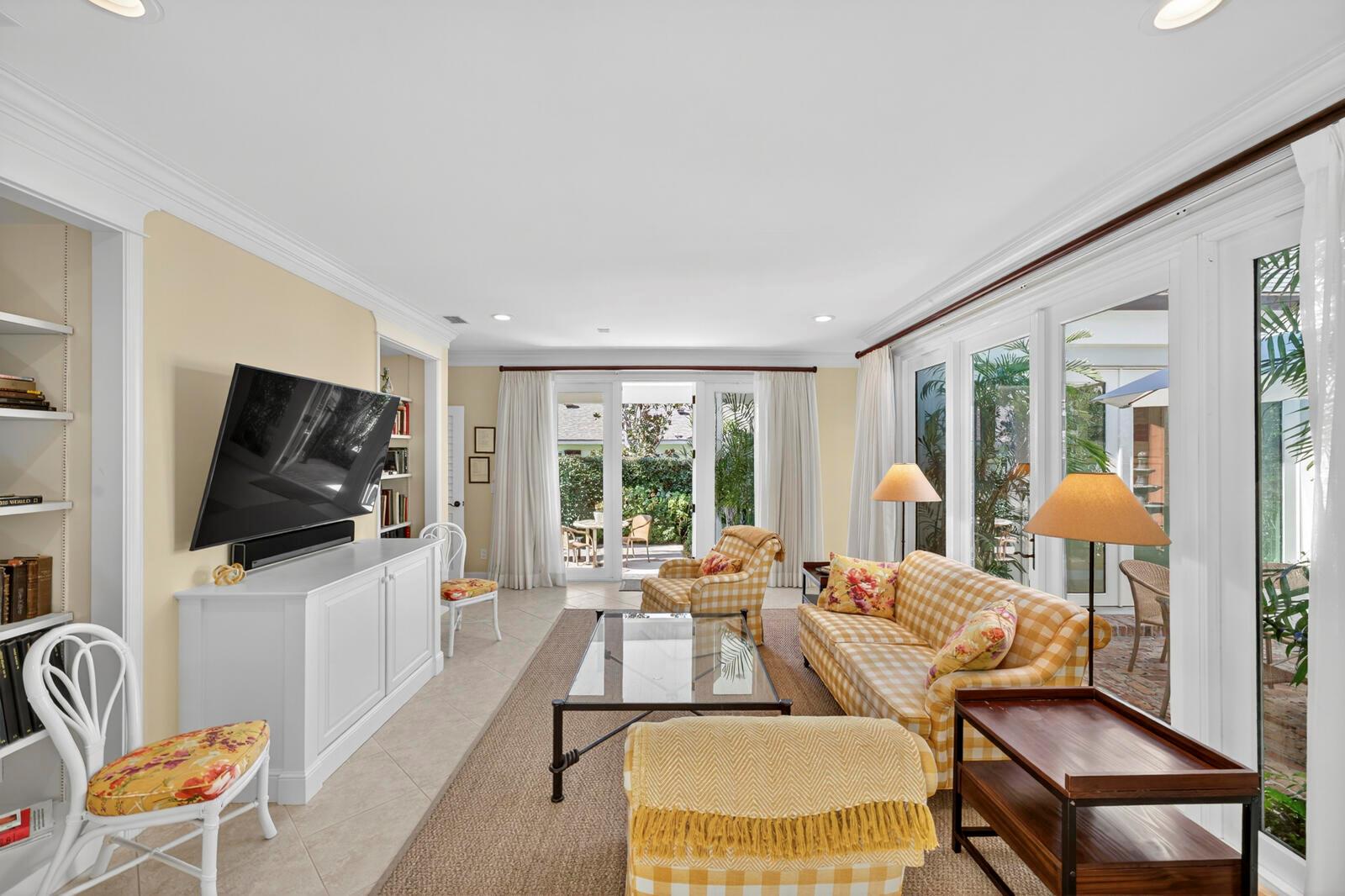 Charleston Square - Residential