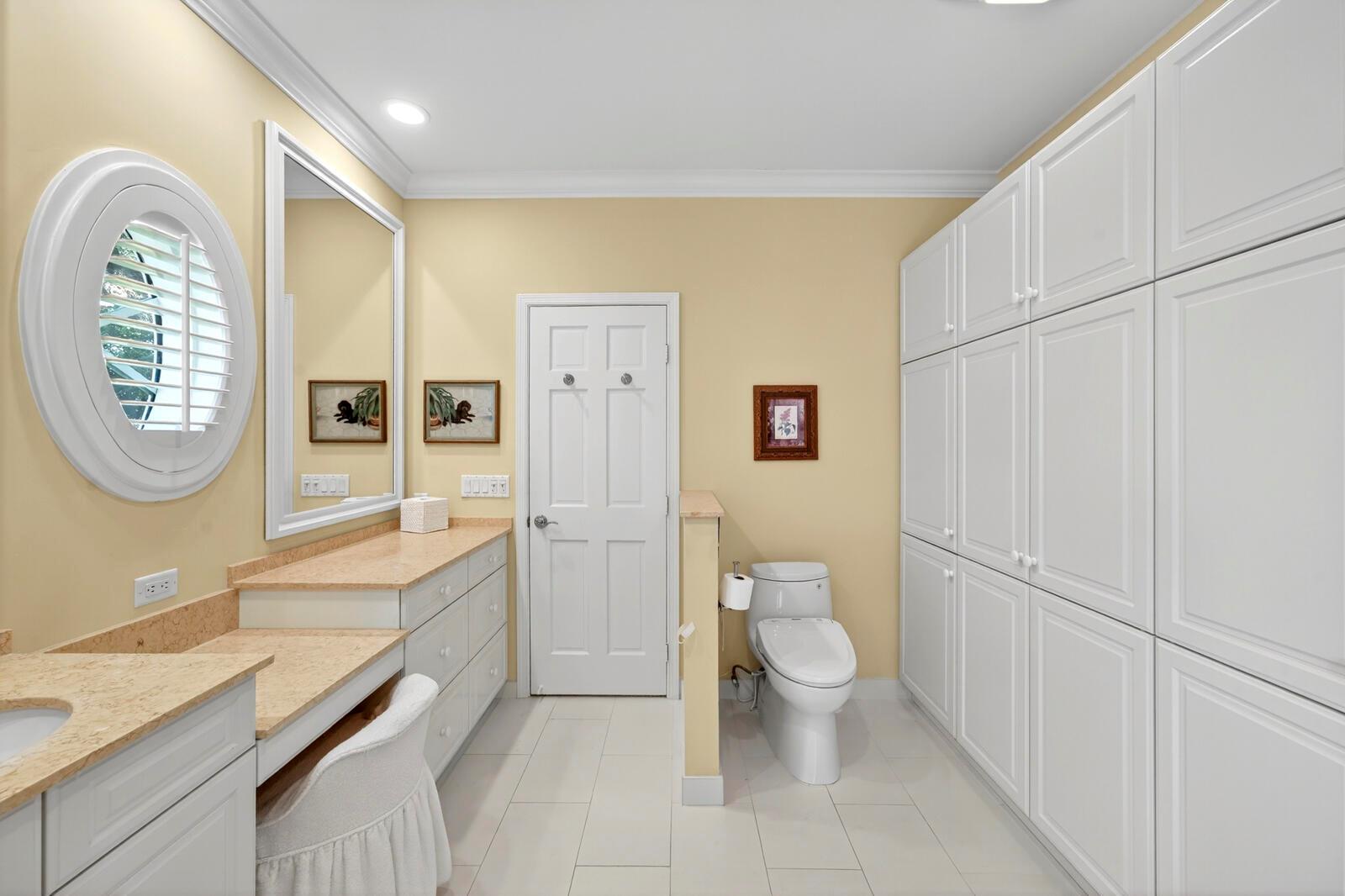 Charleston Square - Residential