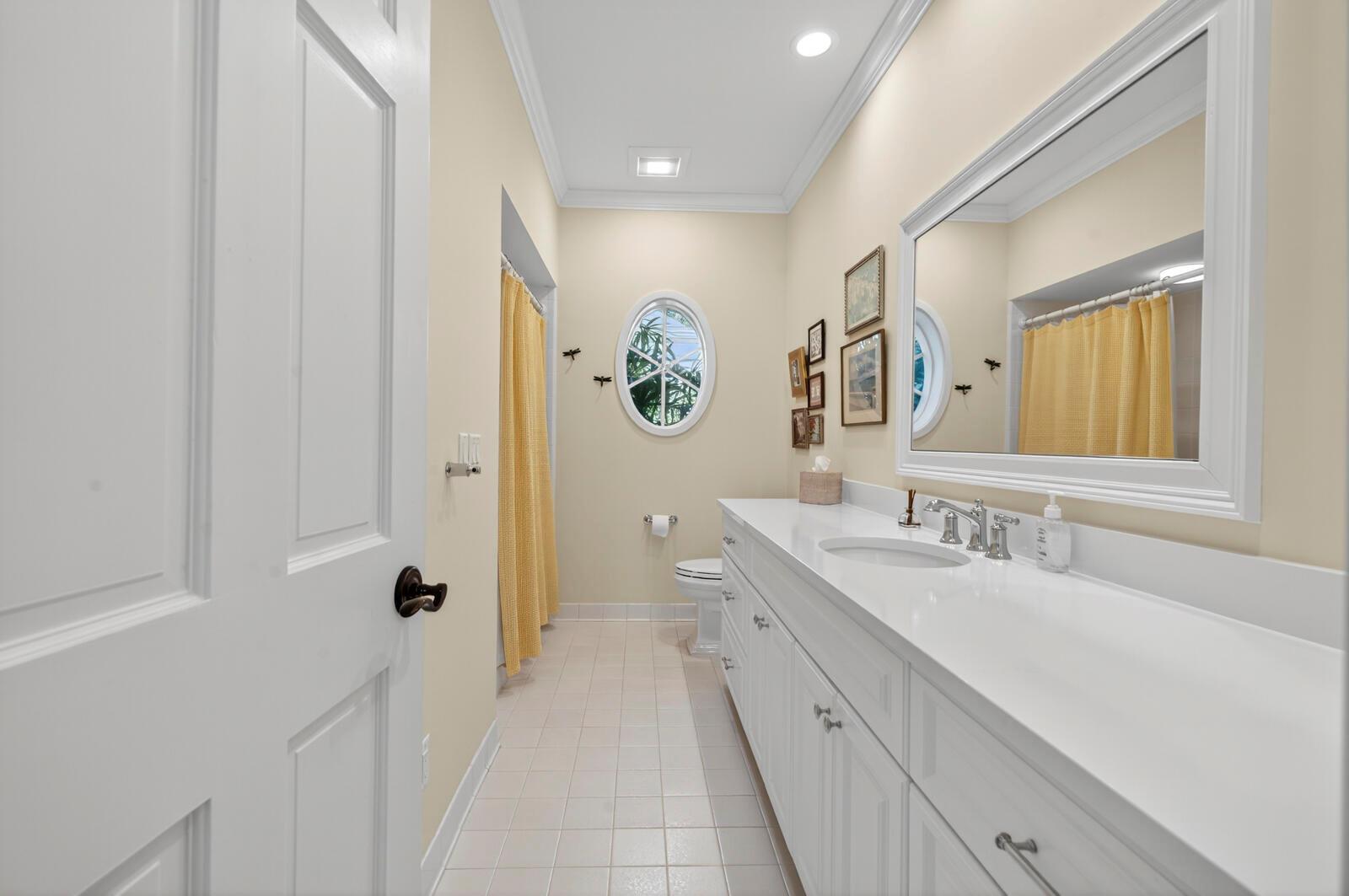 Charleston Square - Residential