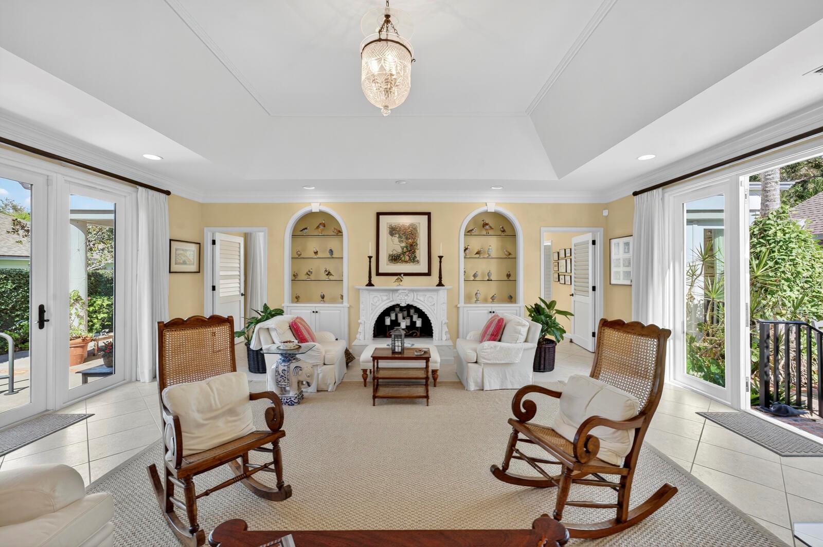 Charleston Square - Residential