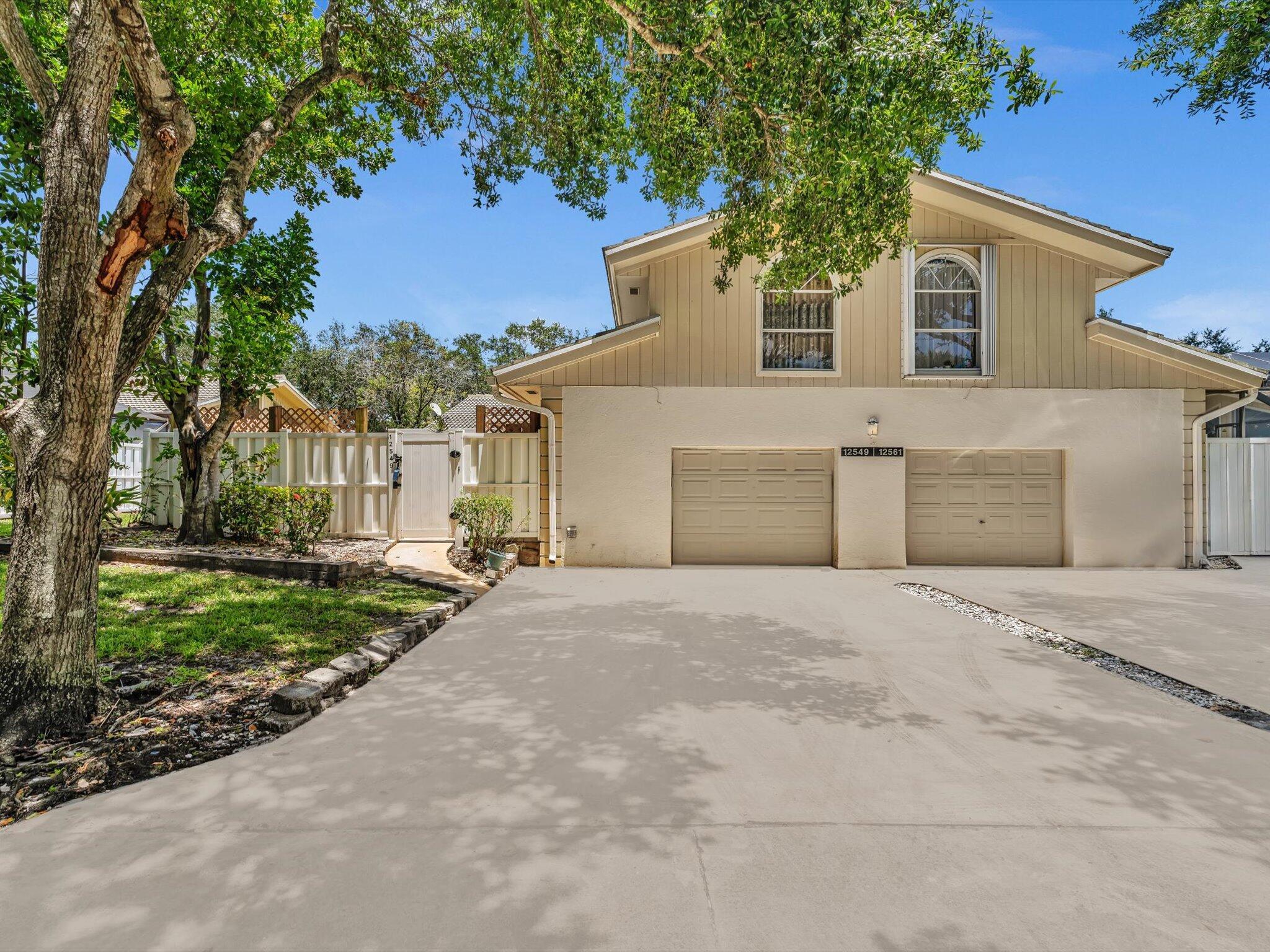 Discover a breathtakingly renovated townhouse in the heart of Palm Beach Gardens, showcasing cutting-edge finishes and sophisticated design elements that will captivate and inspire you- seize the opportunity to make it yours. Offering 3 full bed and 3 full bath, stunning flooring, high end kitchen, smart bathroom with modern one of a kind smart toilet, futuristic ceiling fans with lights will sure to catch your eyes. Westwood Lake is located proximity to high end shopping, dinning and beach. Florida living at it's best. Make your dreams come true. Make your appointment today. Cable and internet included.