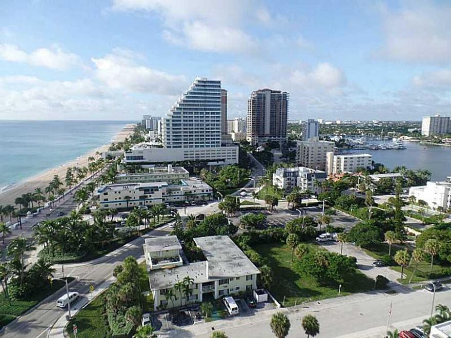 Penthouse in prime location with panoramic Ocean, City and Waterway views.   Custom designer finishes throughout.  10' Ceilings   A true gem. Also available with tastefully appointed furnishings for $3,800.00 a month.