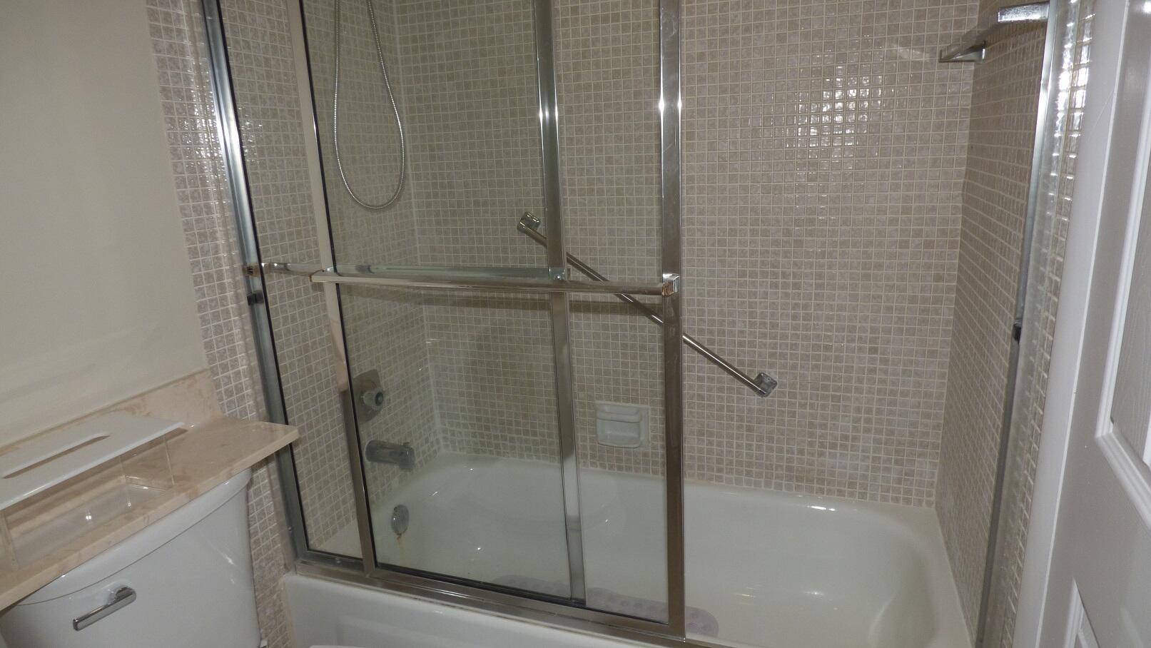 KINGS POINT BURGUNDY COND - Residential