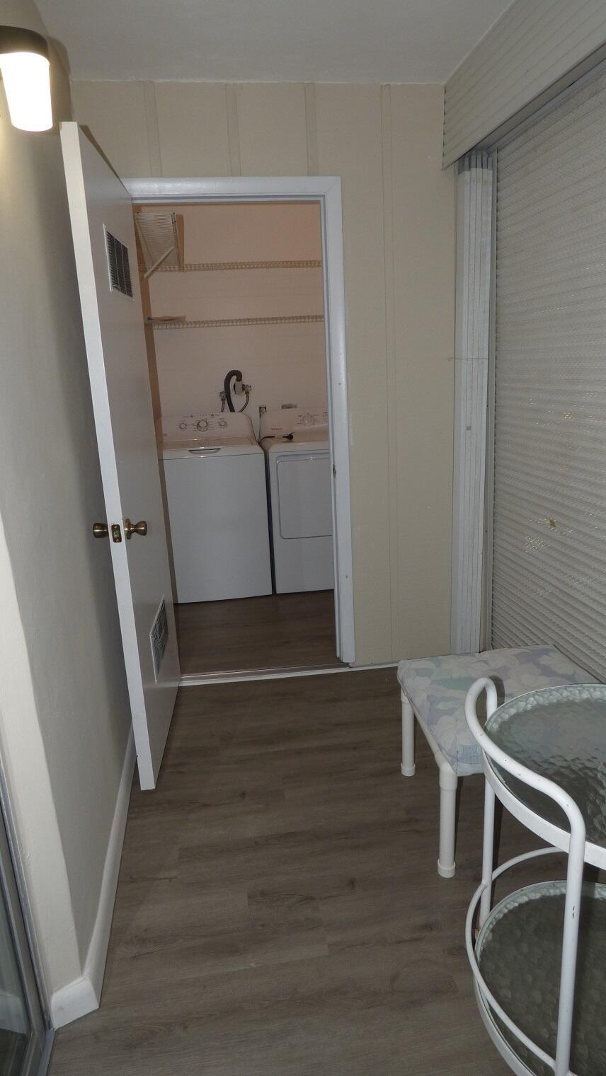 KINGS POINT BURGUNDY COND - Residential