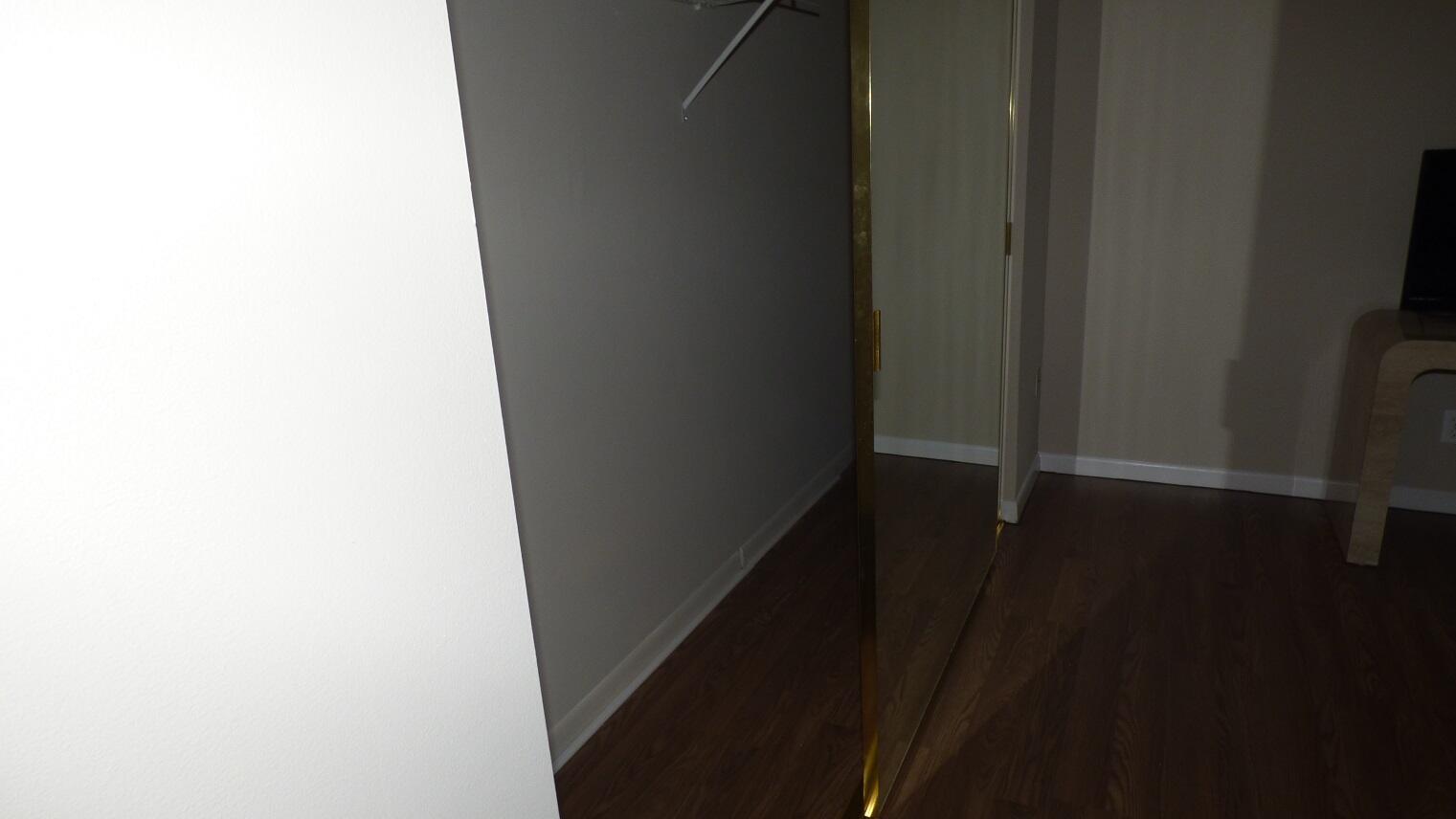 KINGS POINT BURGUNDY COND - Residential