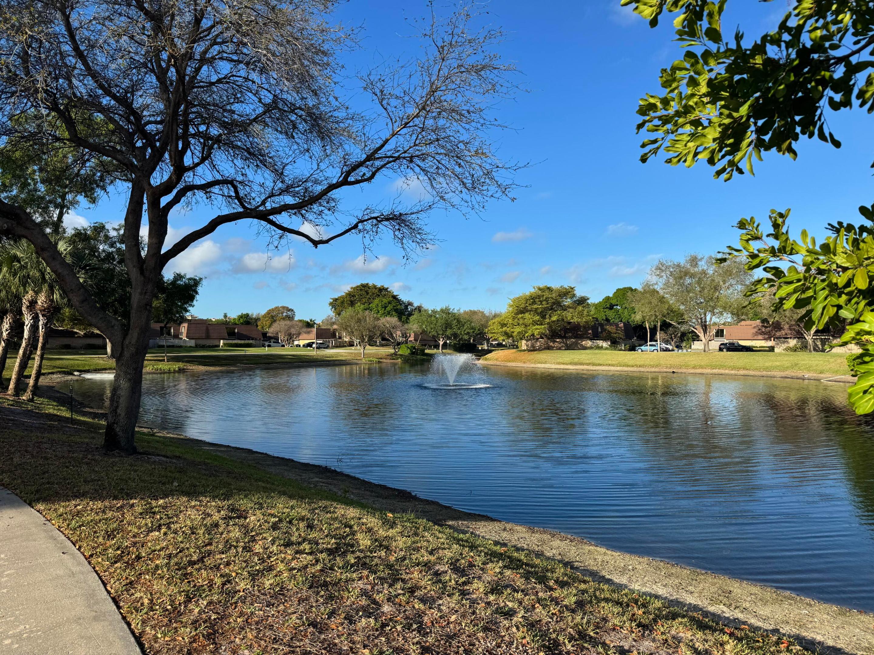 GARDEN LAKES AND GARDEN SQUARE SHOPS - Residential