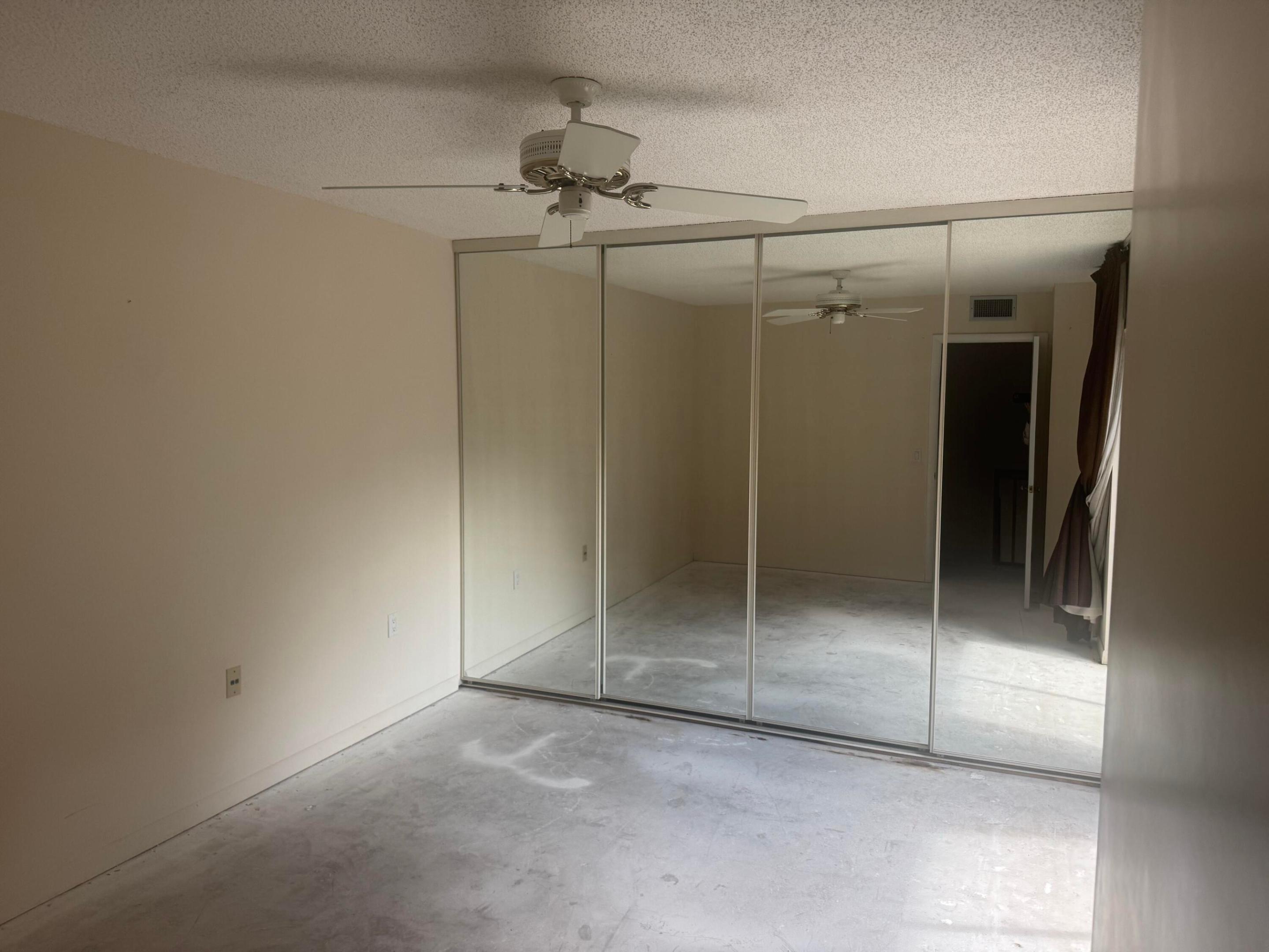 GARDEN LAKES AND GARDEN SQUARE SHOPS - Residential