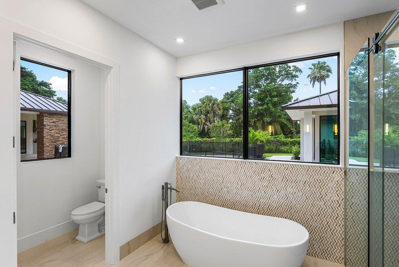 TRADE WINDS ESTATES FIRST ADD - Residential