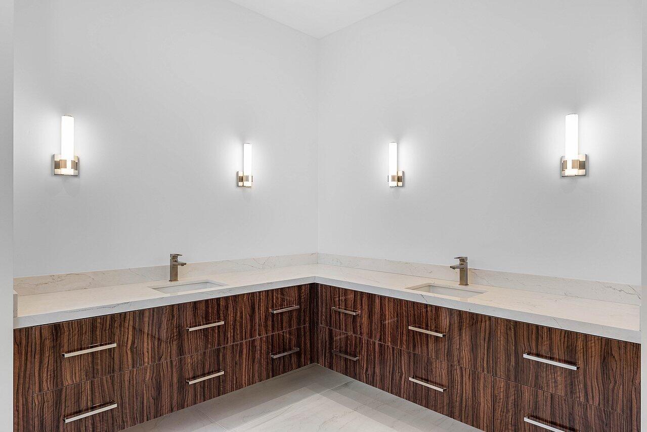 TRADE WINDS ESTATES FIRST - Residential