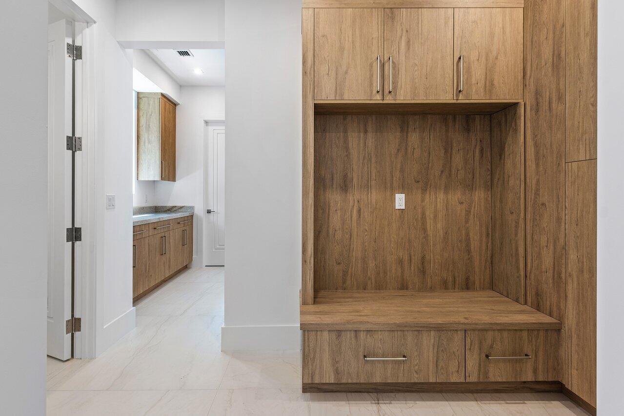 TRADE WINDS ESTATES FIRST - Residential