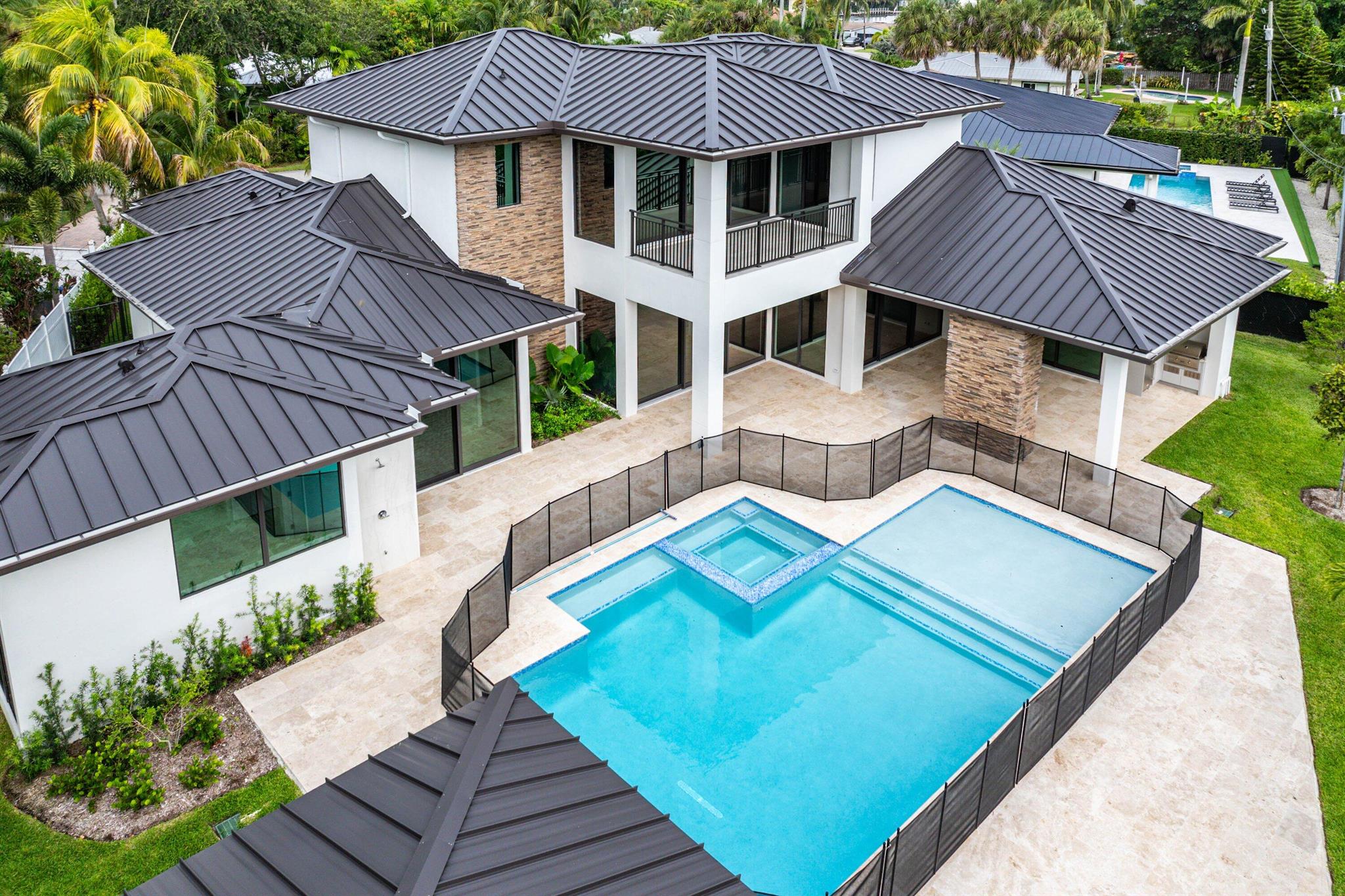 TRADE WINDS ESTATES FIRST - Residential