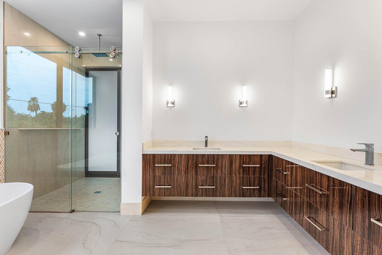 TRADE WINDS ESTATES FIRST - Residential