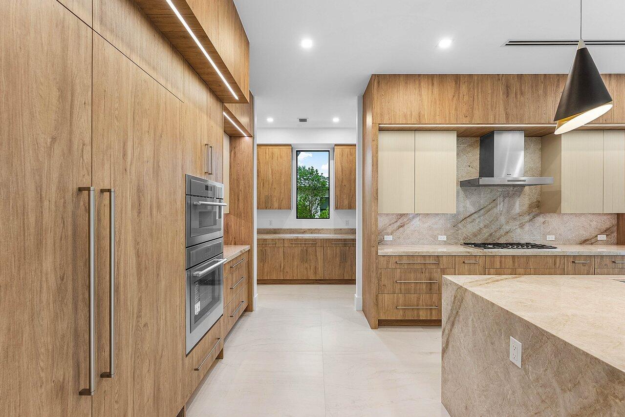 TRADE WINDS ESTATES FIRST ADD - Residential