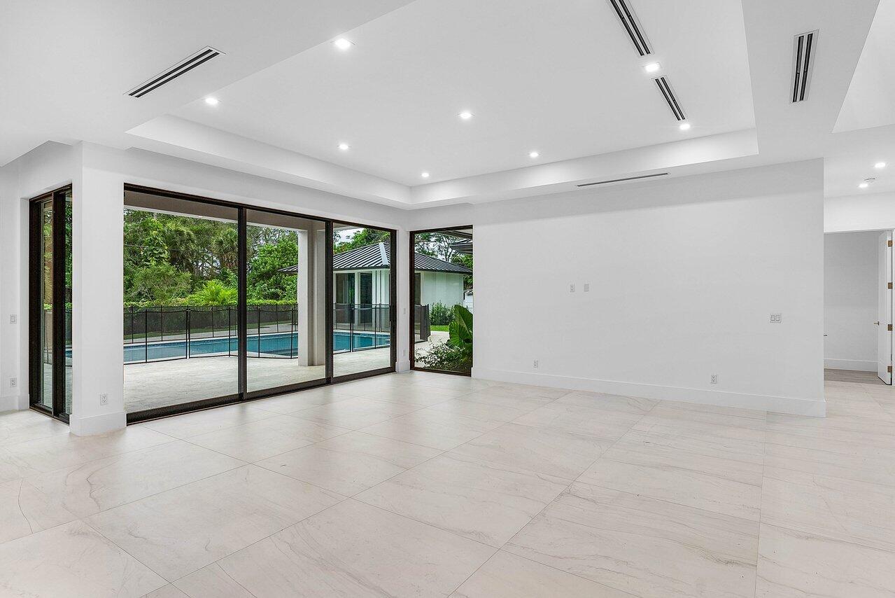 TRADE WINDS ESTATES FIRST - Residential