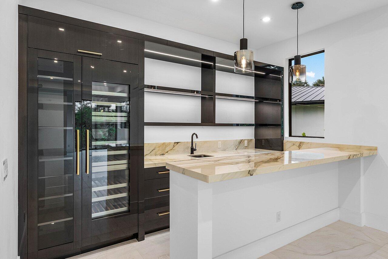 TRADE WINDS ESTATES FIRST - Residential