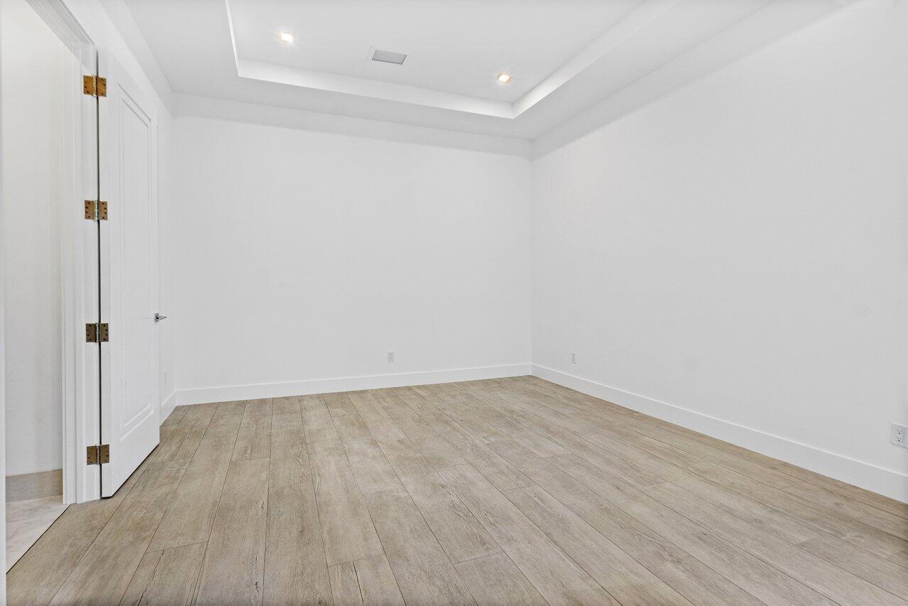 TRADE WINDS ESTATES FIRST - Residential