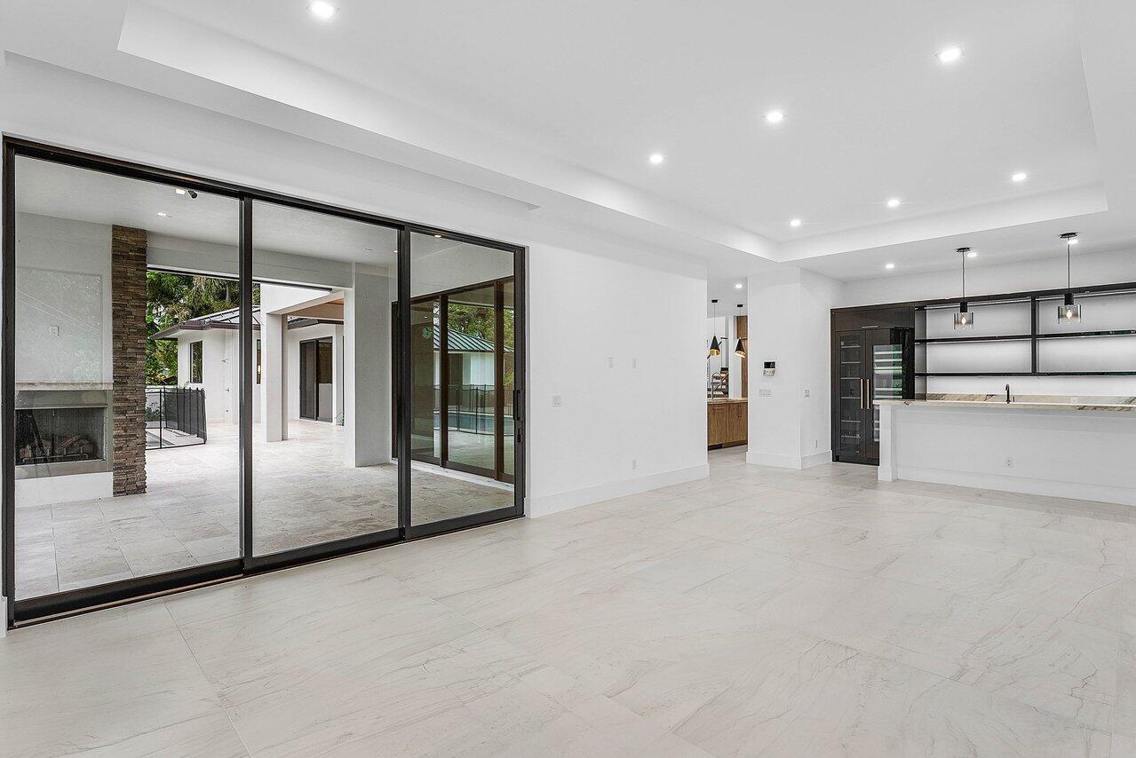 TRADE WINDS ESTATES FIRST - Residential