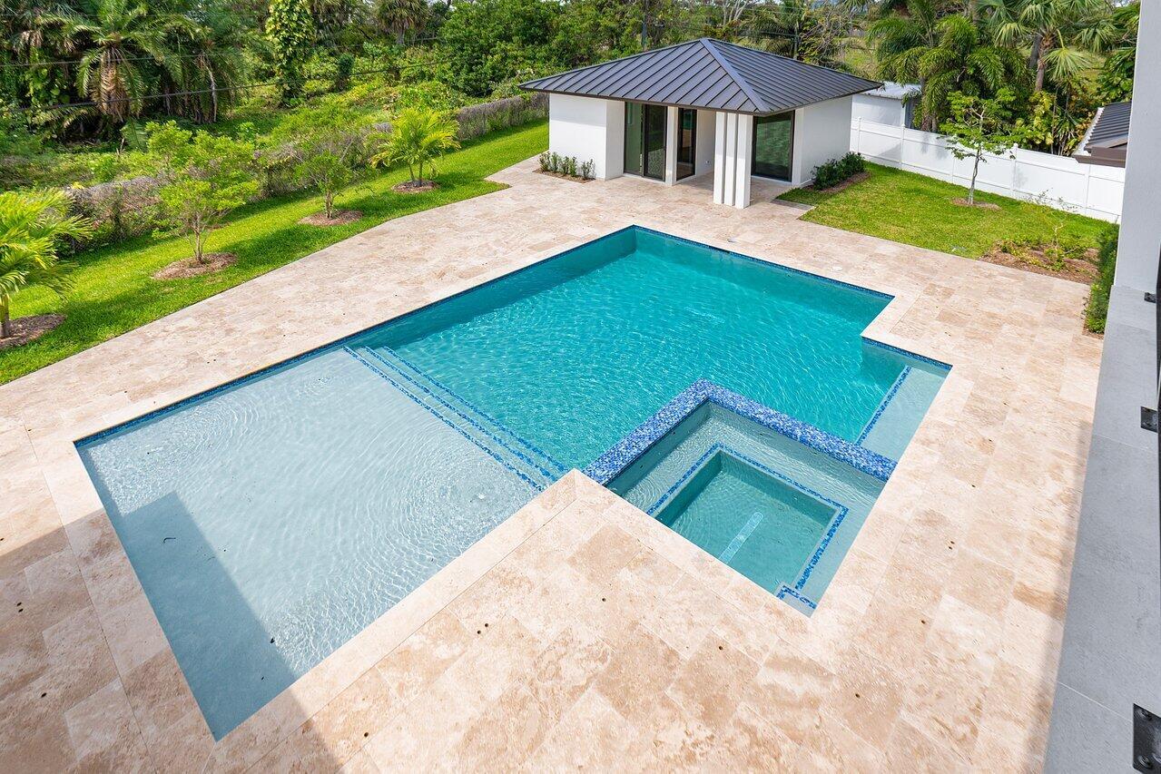 TRADE WINDS ESTATES FIRST - Residential