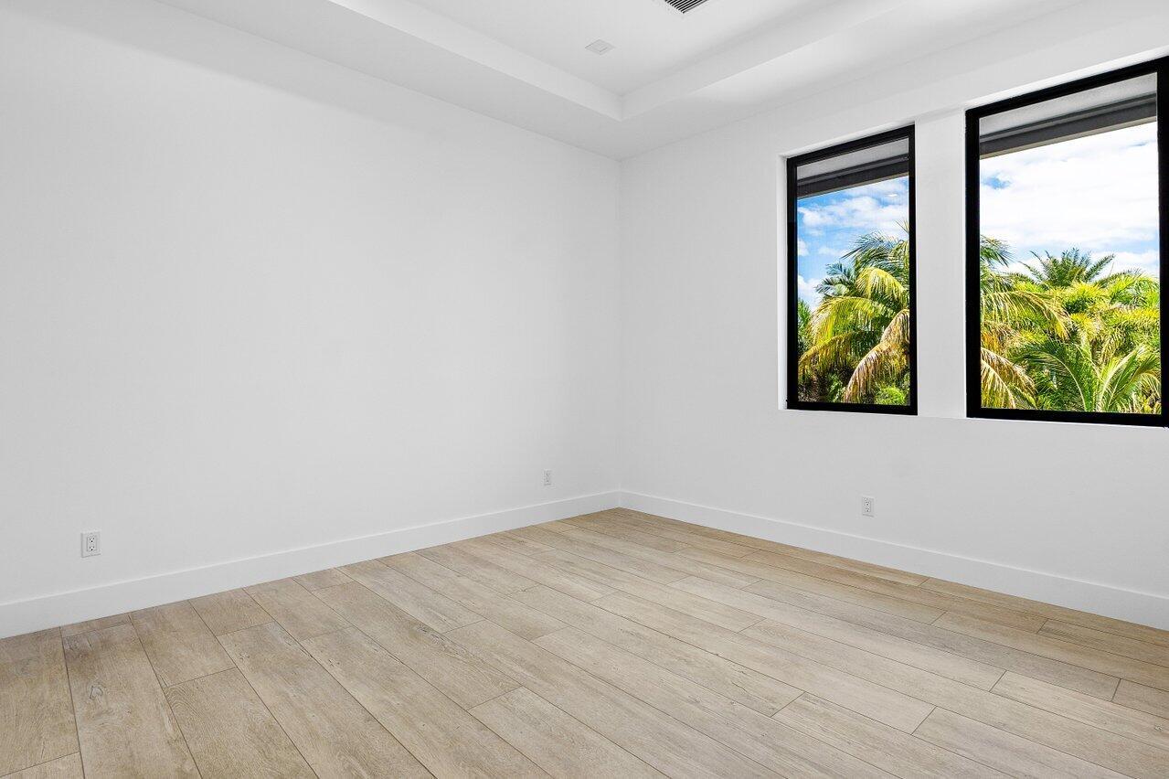 TRADE WINDS ESTATES FIRST - Residential