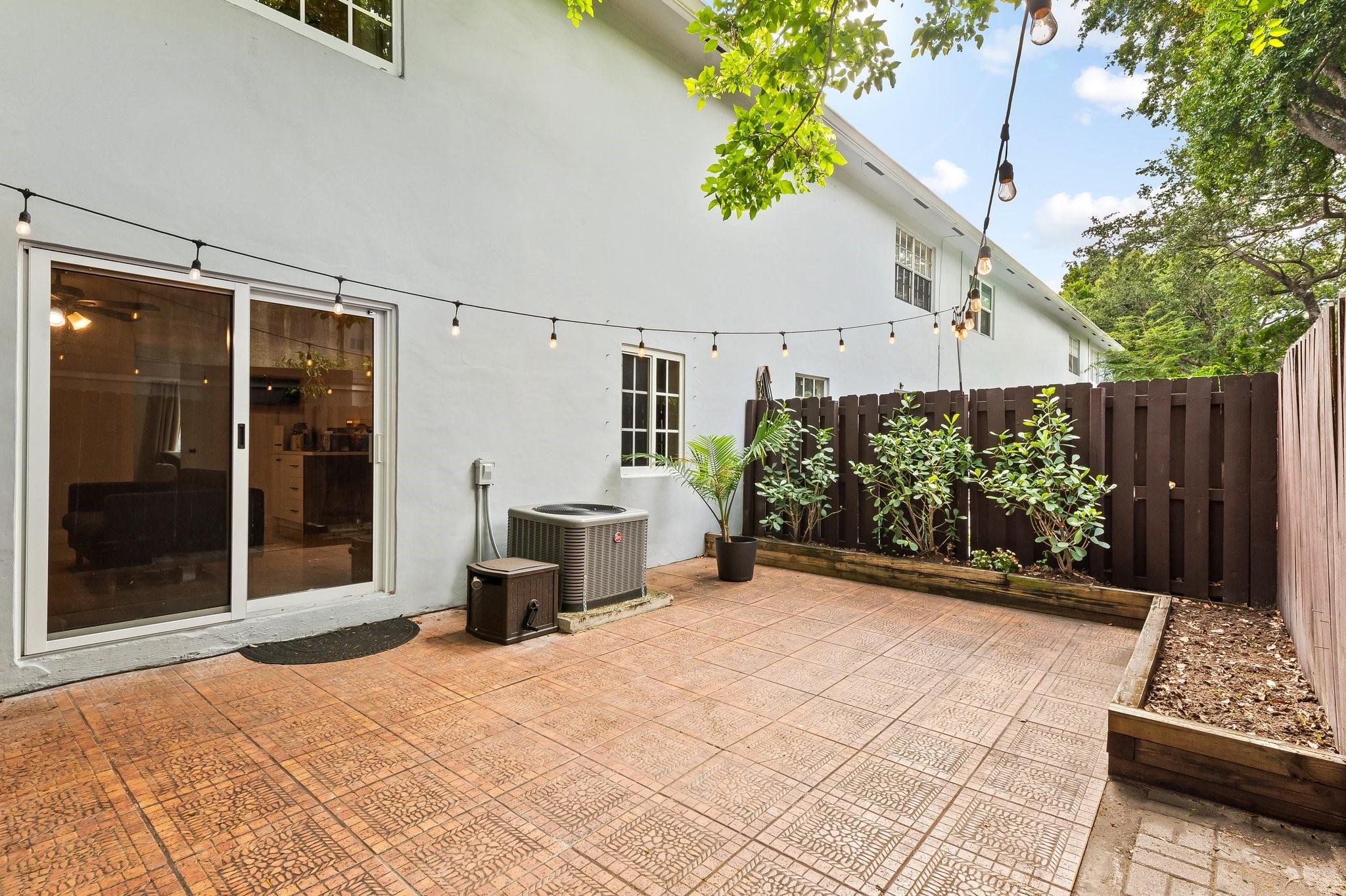 ARROWHEAD - Residential Lease