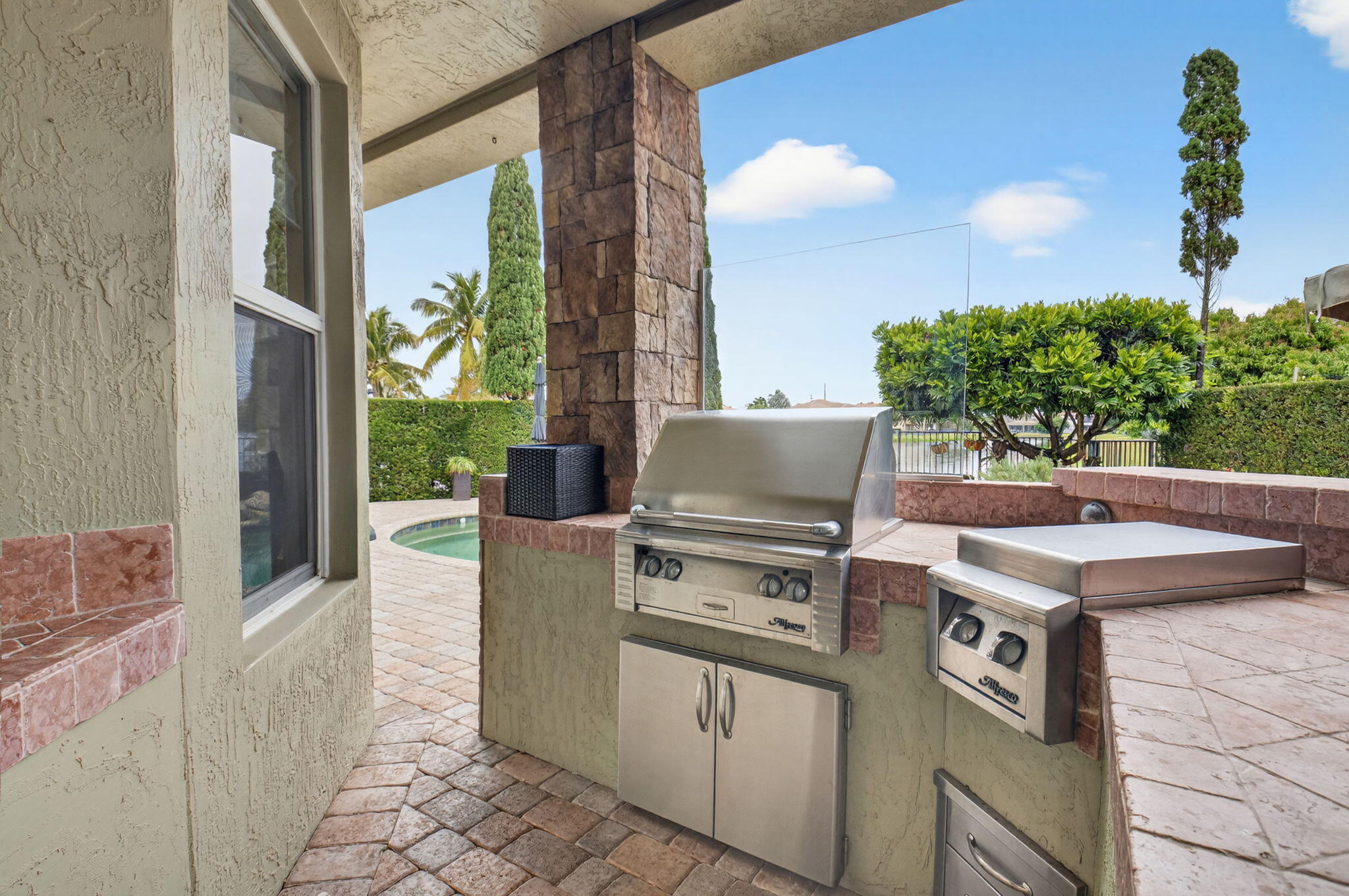 COUNTRYSIDE MEADOWS - Residential