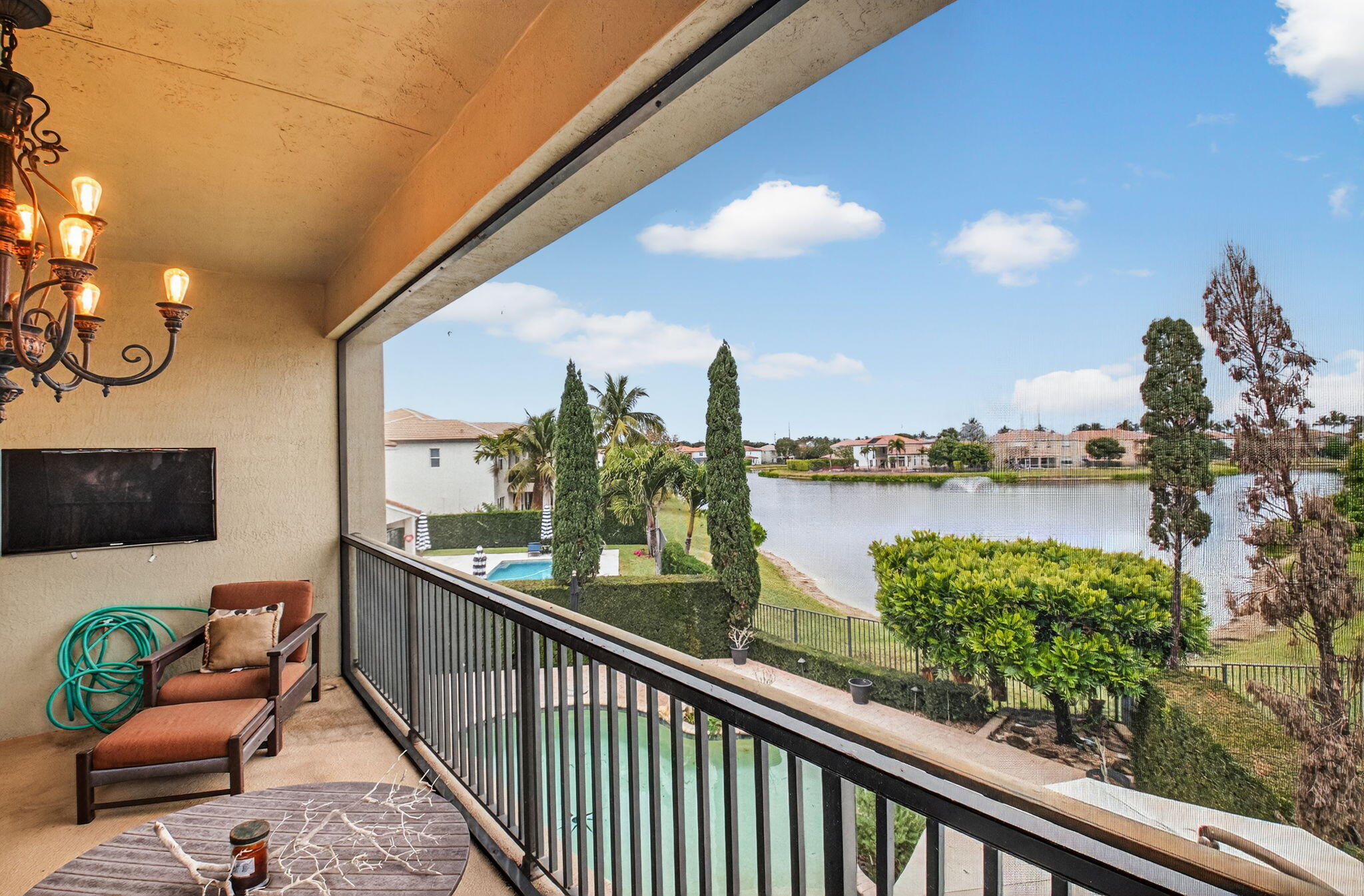 COUNTRYSIDE MEADOWS - Residential