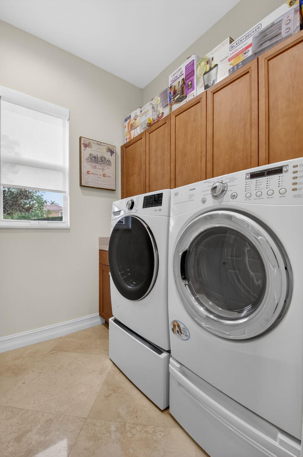 COUNTRYSIDE MEADOWS - Residential