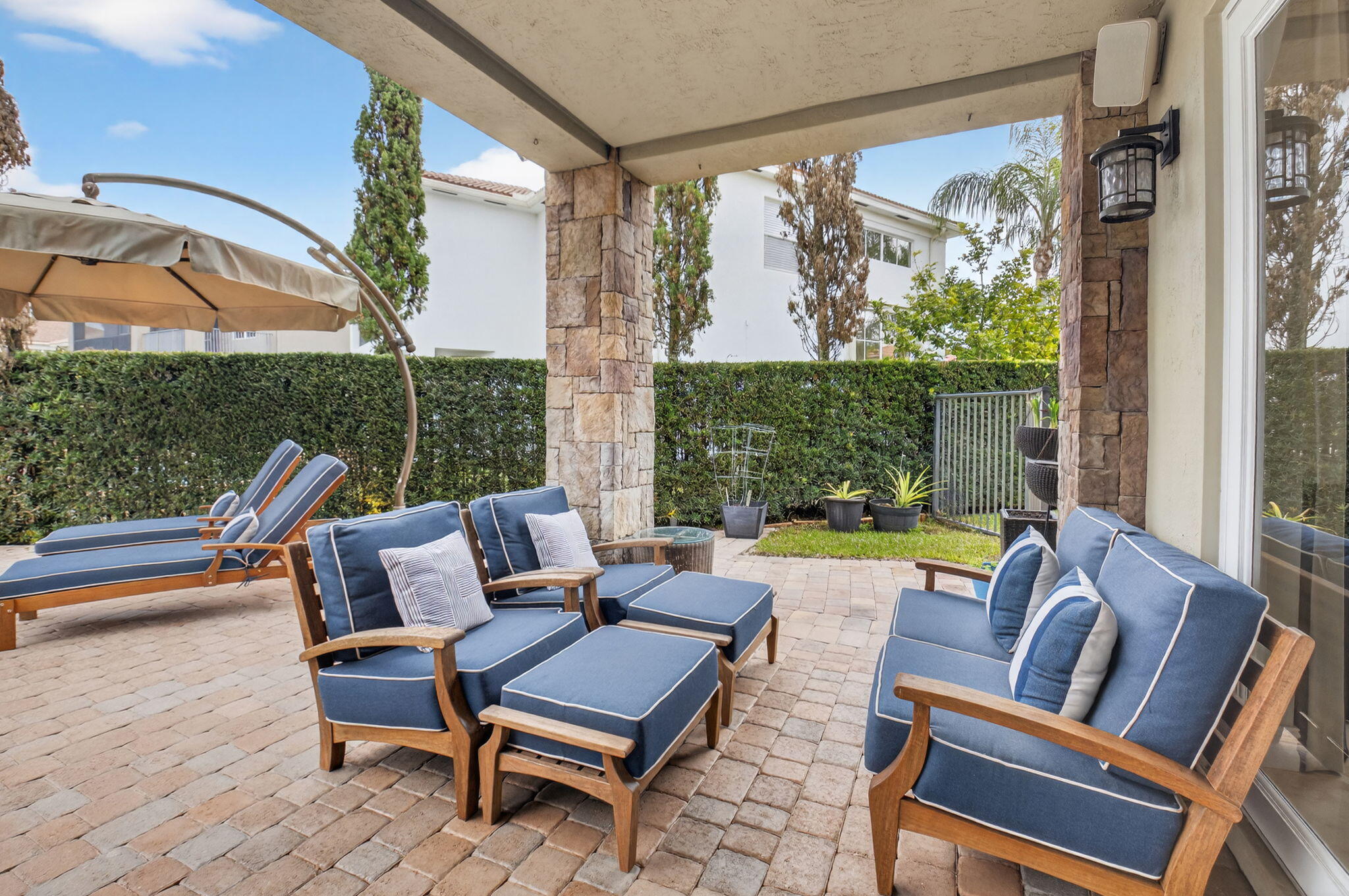 COUNTRYSIDE MEADOWS - Residential