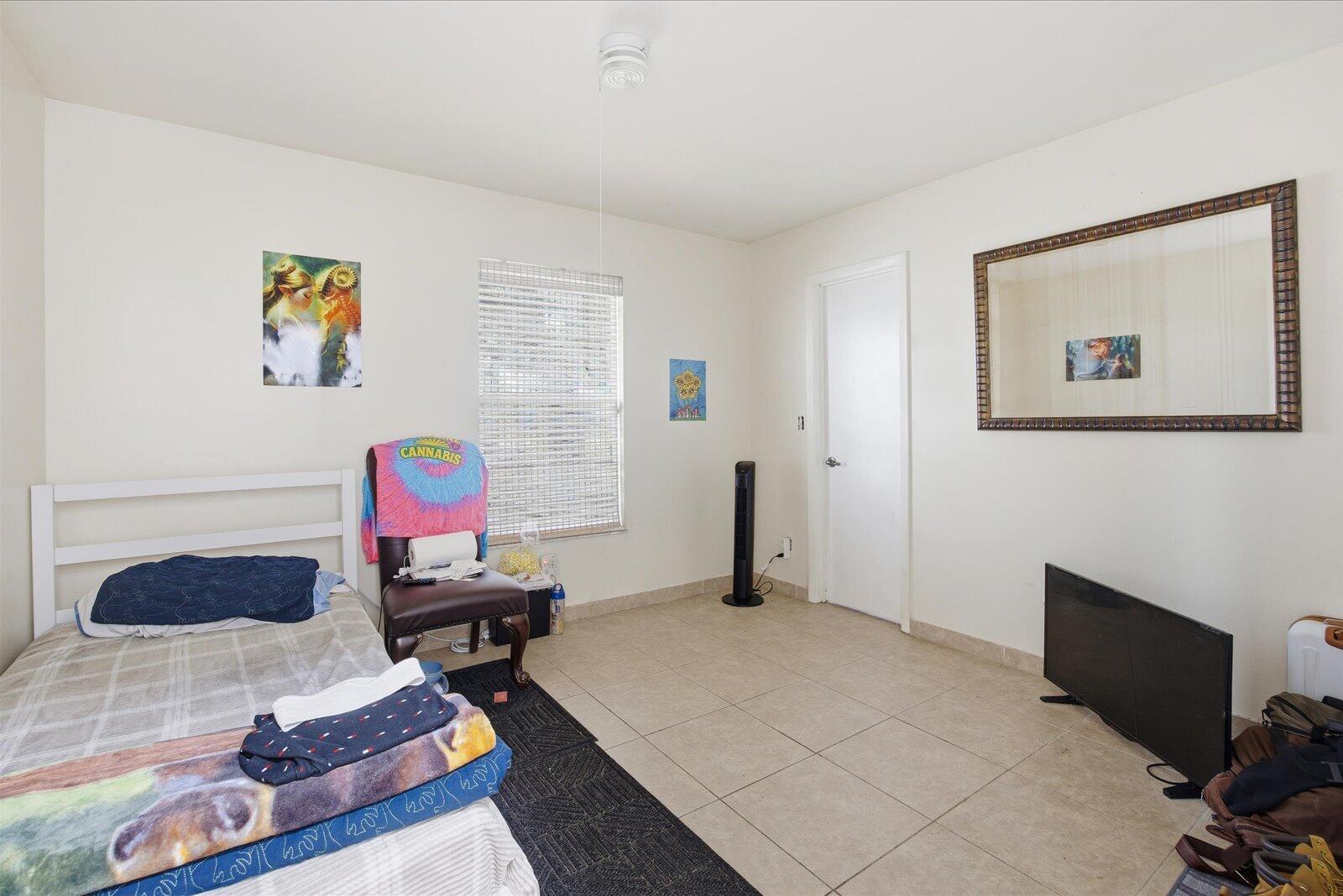 PORT ST LUCIE SECTION 25 - Residential