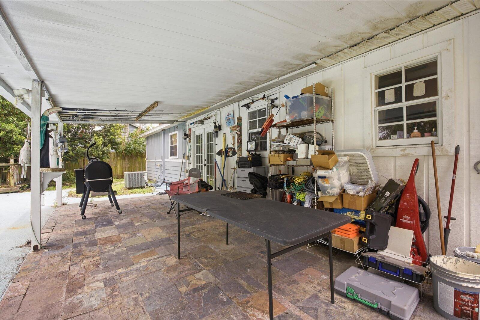 PORT ST LUCIE SECTION 25 - Residential