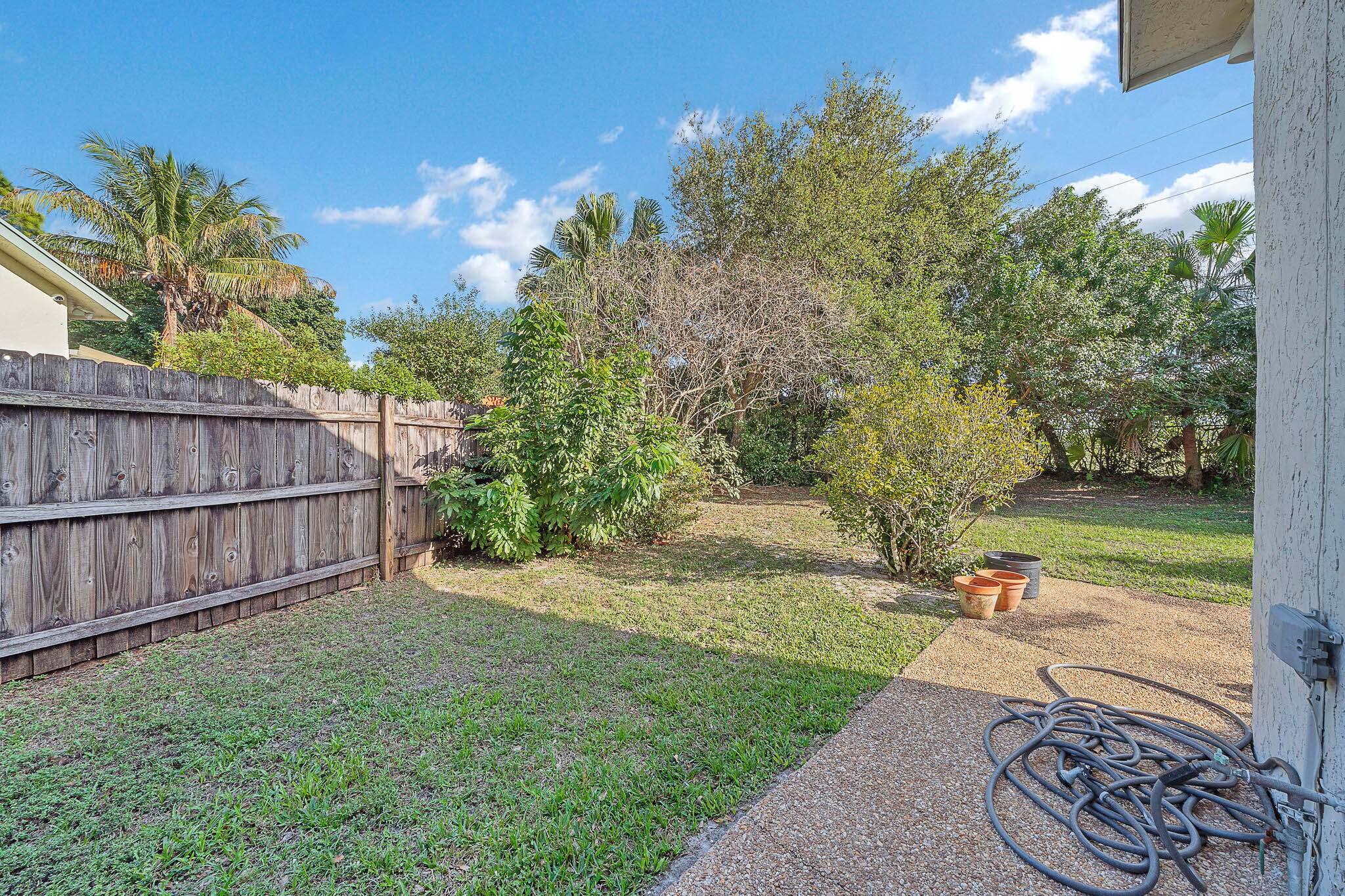 AMERICAN HOMES AT BOCA RATON 8 - Residential