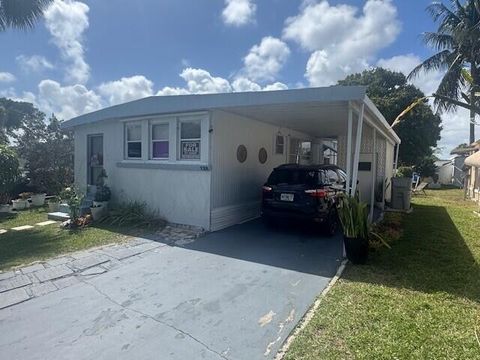 128 Havenwood Drive Pompano Beach FL 33064