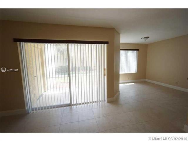 NAPOLI GARDENS AT CORAL SPRINGS - Residential