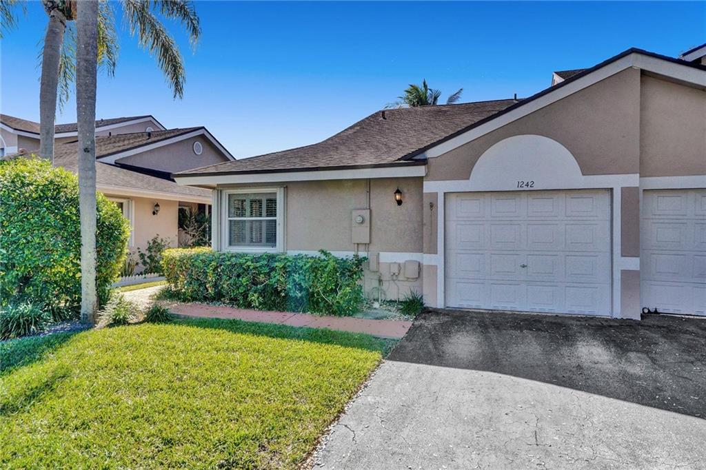 The Lakes 109-9 B - Residential