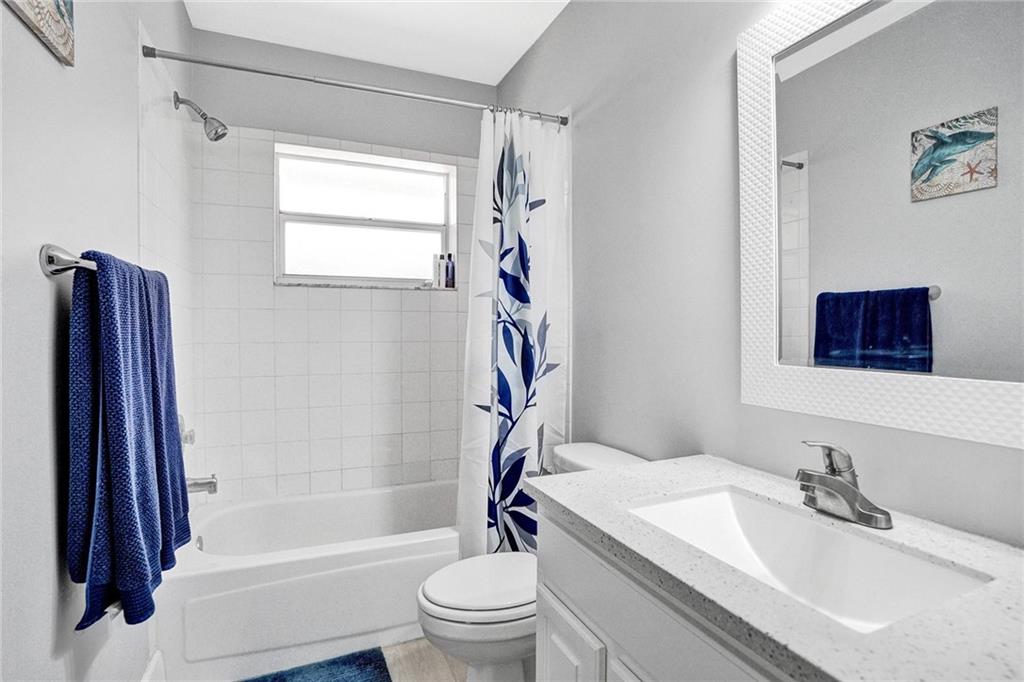 The Lakes 109-9 B - Residential