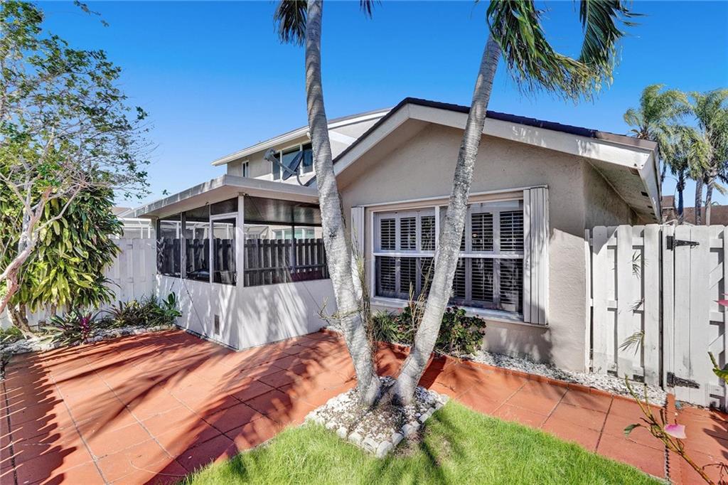 The Lakes 109-9 B - Residential