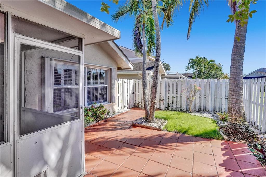 The Lakes 109-9 B - Residential