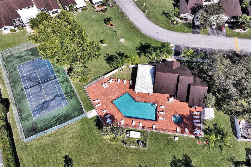 The Lakes 109-9 B - Residential