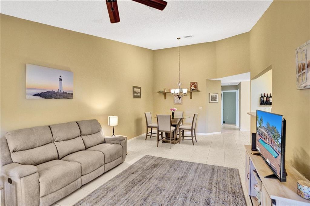 The Lakes 109-9 B - Residential