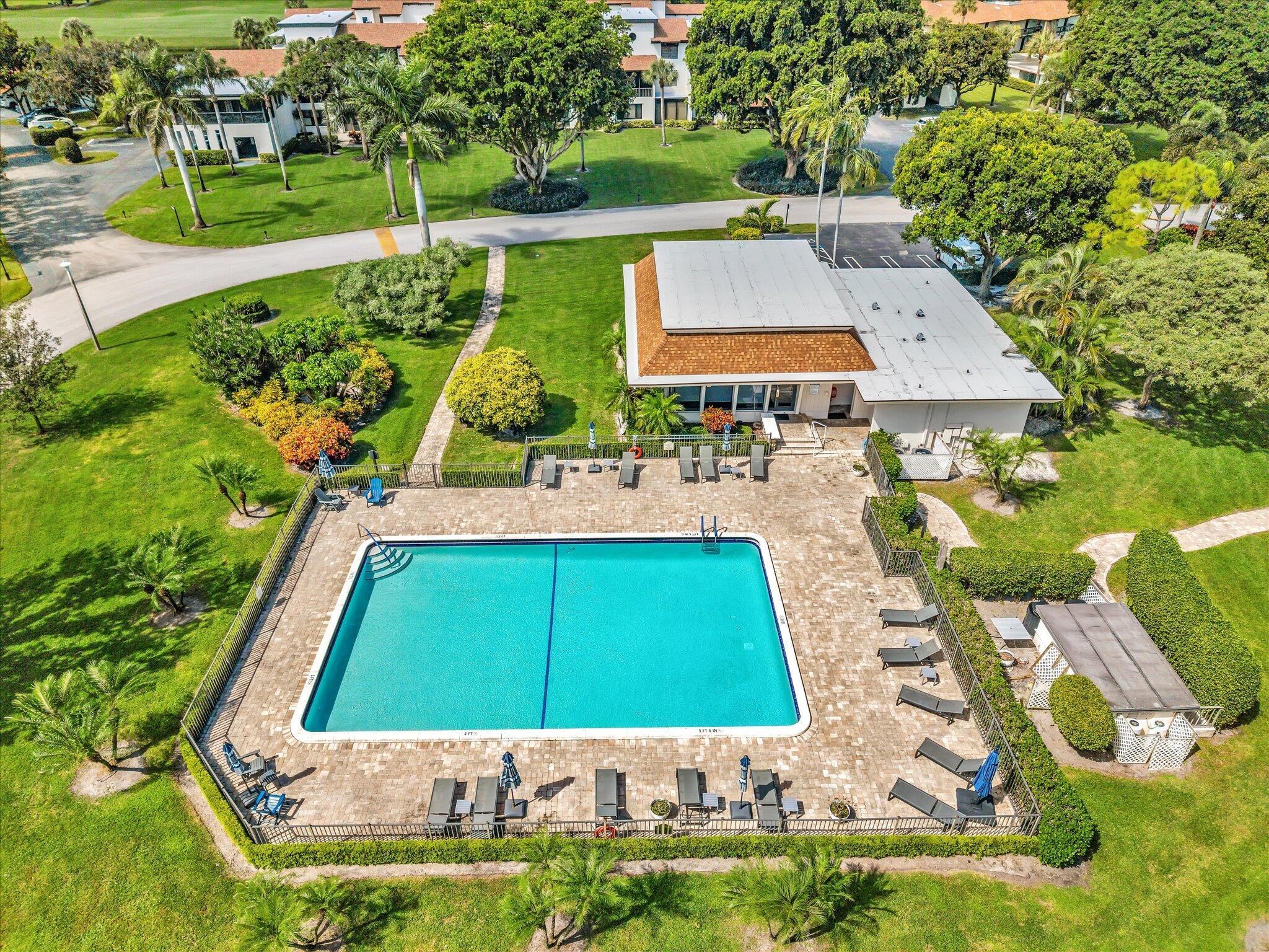 GREENSWARD VILLAGE CONDO - Residential