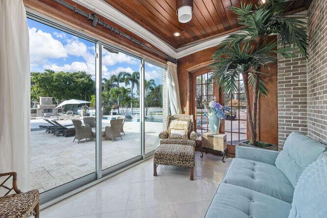 FLA FRUIT LANDS CO - Residential