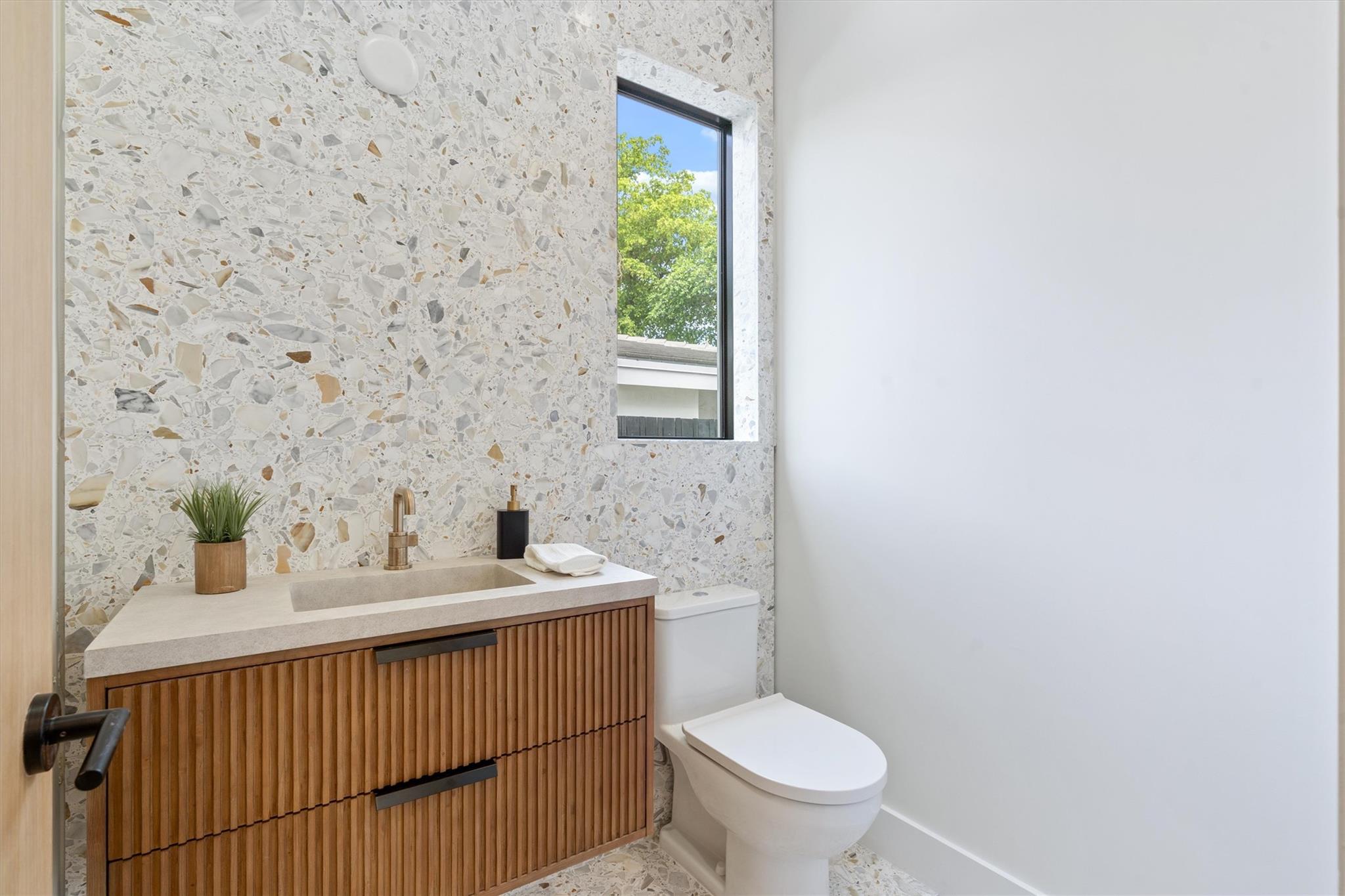 SUNRISE - Residential