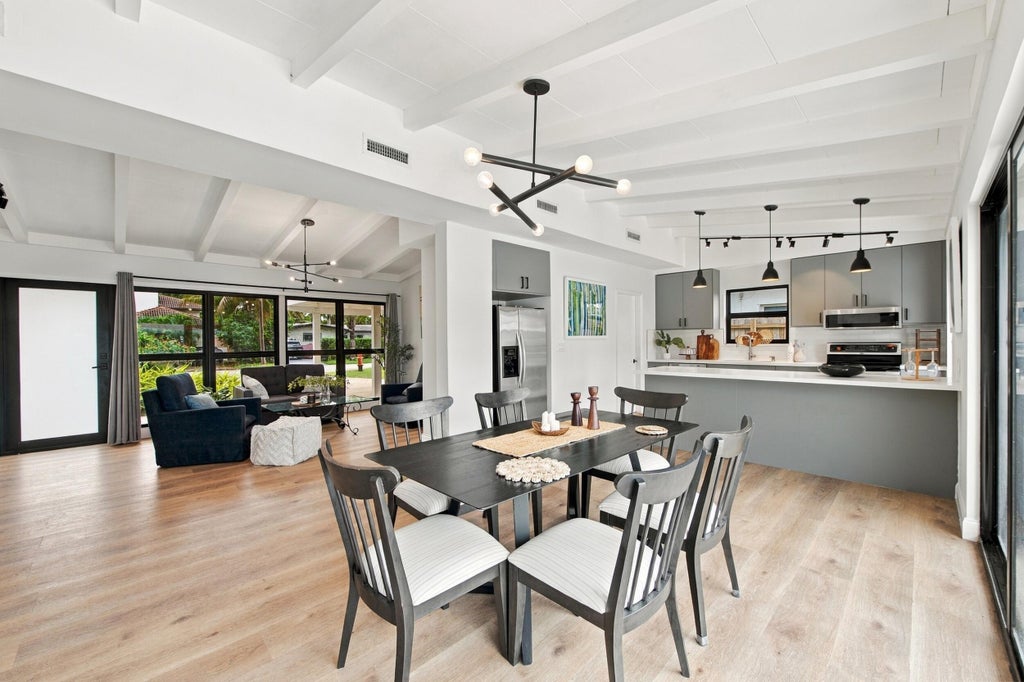 Photo of 2536 GULFSTREAM Lane, Fort Lauderdale, FL 33312 (MLS # B26085238)
